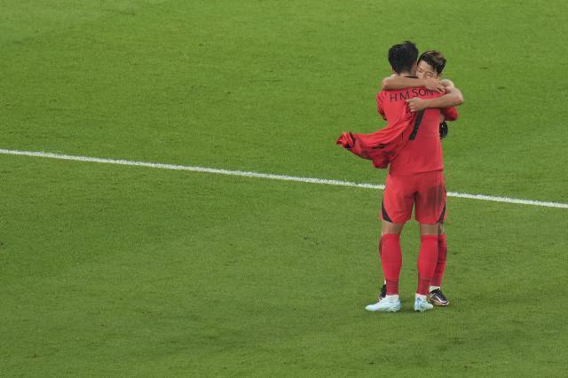 开云网站皇马赞助商-纪实孙兴慜黄喜灿7年之痒 小弟4年前就已预言绝杀